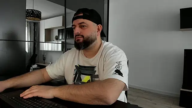 Snapshot of DravenPeak chatting on March 23, 2026, 10:19 am DravenPeak online show from March 23, 2026, 10:19 am