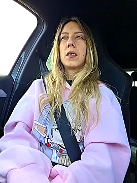 PetiteSecrets online show from November 12, 2025, 10:26 am