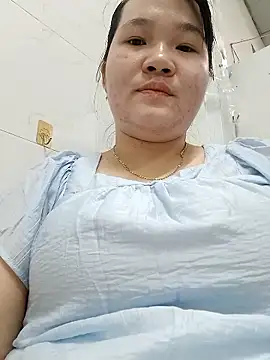  Babyrose  online show from January 12, 2026, 10:53 am