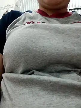  Babyrose  online show from March 1, 2026, 6:43 pm