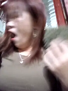 Snapshot of sukabae00 chatting on November 5, 2025, 1:22 pm sukabae00 online show from November 5, 2025, 1:22 pm