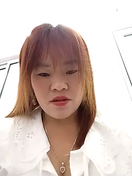 Snapshot of sukabae00 chatting on November 15, 2025, 2:13 pm sukabae00 online show from November 15, 2025, 2:13 pm