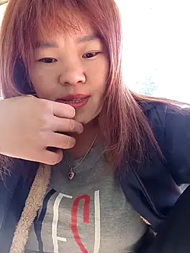 Snapshot of sukabae00 chatting on November 30, 2025, 3:10 am sukabae00 online show from November 30, 2025, 3:10 am