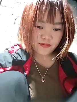 Snapshot of sukabae00 chatting on February 7, 2026, 12:53 pm sukabae00 online show from February 7, 2026, 12:53 pm