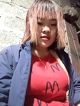 Snapshot of sukabae00 chatting on February 8, 2026, 1:25 pm sukabae00 online show from February 8, 2026, 1:25 pm