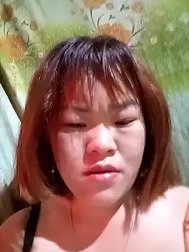 Snapshot of sukabae00 chatting on February 13, 2026, 6:37 pm sukabae00 online show from February 13, 2026, 6:37 pm