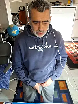 Snapshot of -Jim-Cummer- chatting on October 12, 2025, 7:51 am -Jim-Cummer- online show from October 12, 2025, 7:51 am