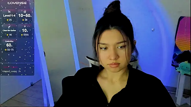 Sandra Curly online show from November 23, 2025, 11:26 pm