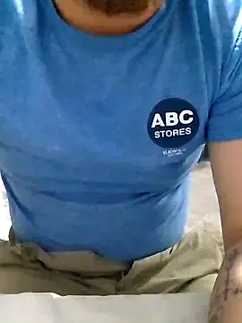 Snapshot of Juancho1R chatting on October 2, 2025, 12:01 pm Juancho1R online show from October 2, 2025, 12:01 pm