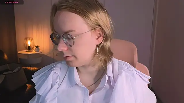 Snapshot of Amanda_Butlerr chatting on June 4, 2026, 1:28 pm Amanda Butlerr online show from June 4, 2026, 1:28 pm