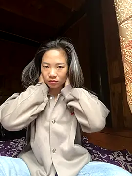 AAANINE22 online show from September 14, 2025, 2:11 am