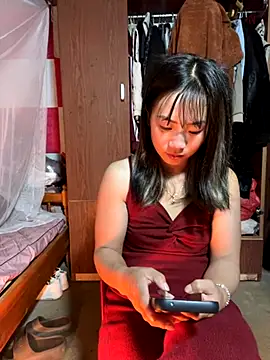 AAANINE22 online show from September 21, 2025, 2:40 pm