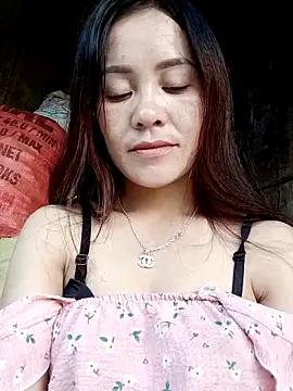 TinTim02 online show from October 18, 2025, 9:32 am