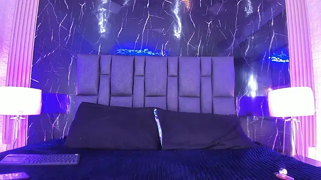 Snapshot of BustyGlow chatting on March 5, 2026, 10:00 am BustyGlow online show from March 5, 2026, 10:00 am