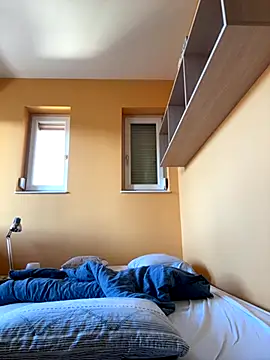 Raveman online show from October 25, 2025, 1:51 pm