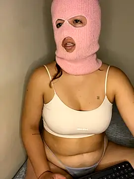 Snapshot of destiny69col chatting on October 13, 2025, 12:54 am destiny69col online show from October 13, 2025, 12:54 am