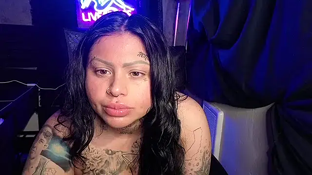 Snapshot of chicanachic13 chatting on January 18, 2026, 7:56 am chicanachic13 online show from January 18, 2026, 7:56 am