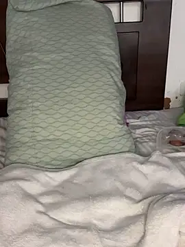 Snapshot of mily_09 chatting on November 27, 2025, 3:25 pm mily 09 online show from November 27, 2025, 3:25 pm