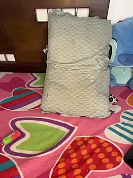 Snapshot of mily_09 chatting on February 28, 2026, 4:19 pm mily 09 online show from February 28, 2026, 4:19 pm