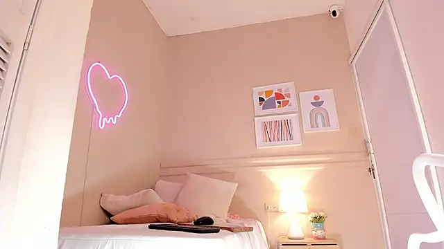  aleja x online show from September 24, 2025, 11:35 am