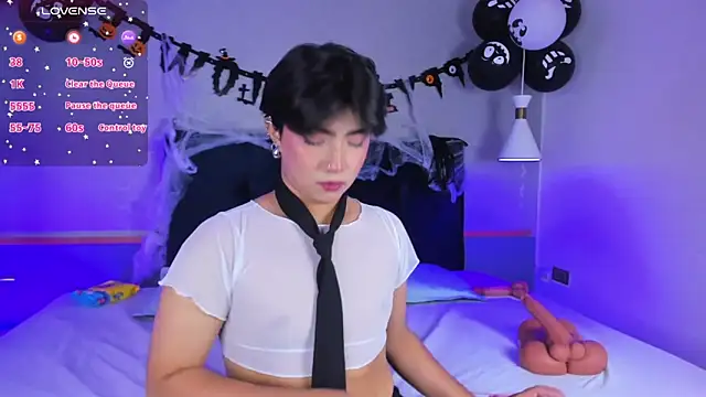 Creamy Angelo online show from October 21, 2025, 8:53 pm