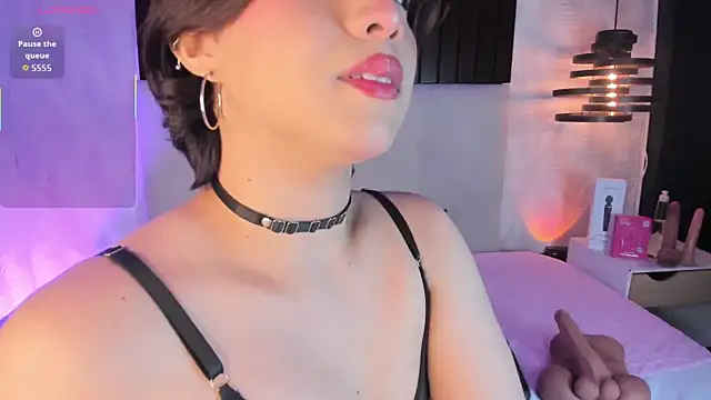 Creamy Angelo online show from February 25, 2026, 12:59 pm