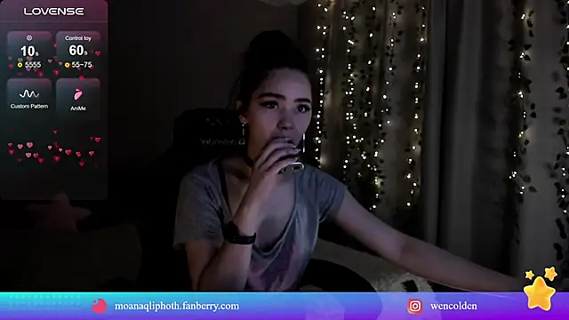 MoanaQliphoth online show from December 5, 2025, 12:08 am