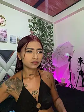 Snapshot of Dirty_isabella18 chatting on May 5, 2026, 7:00 pm Dirty isabella18 online show from May 5, 2026, 7:00 pm