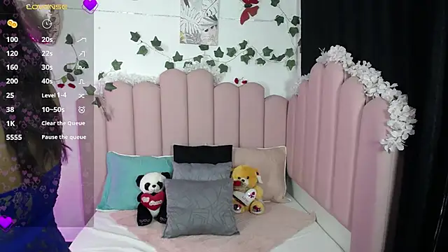 Dakota ro online show from April 17, 2026, 9:29 pm