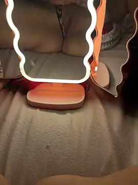 Snapshot of shory233 chatting on November 26, 2025, 3:18 am shory233 online show from November 26, 2025, 3:18 am