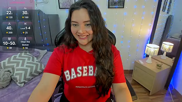 Snapshot of amaia_monet chatting on January 6, 2026, 7:39 pm amaia monet online show from January 6, 2026, 7:39 pm