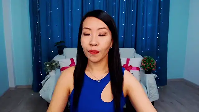 LiaPak online show from October 27, 2025, 12:58 am