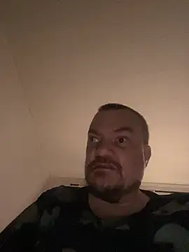 Snapshot of janipe chatting on February 11, 2026, 9:42 pm janipe online show from February 11, 2026, 9:42 pm