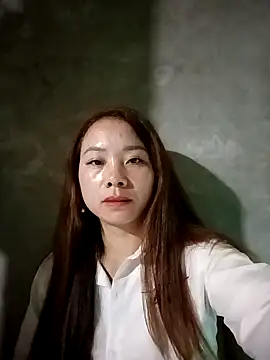 milo123-xx online show from November 7, 2025, 4:34 am