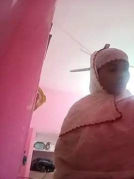 Snapshot of Rubi_sarma chatting on November 12, 2025, 1:00 pm Rubi sarma online show from November 12, 2025, 1:00 pm