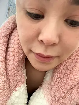 Snapshot of penny996 chatting on March 13, 2026, 3:24 am penny996 online show from March 13, 2026, 3:24 am