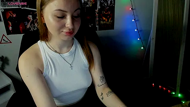 Snapshot of Rose_se chatting on September 28, 2025, 7:03 am Rose se online show from September 28, 2025, 7:03 am