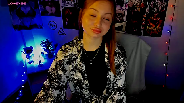 Snapshot of Rose_se chatting on September 29, 2025, 6:51 am Rose se online show from September 29, 2025, 6:51 am