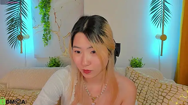 Aisi 18 online show from September 11, 2025, 7:08 am