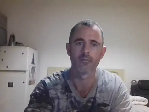 whatYwantMorrre online show from October 13, 2025, 4:18 pm