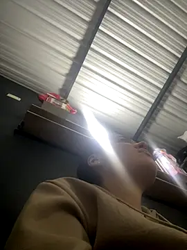 Madyson94 online show from December 3, 2025, 1:20 pm