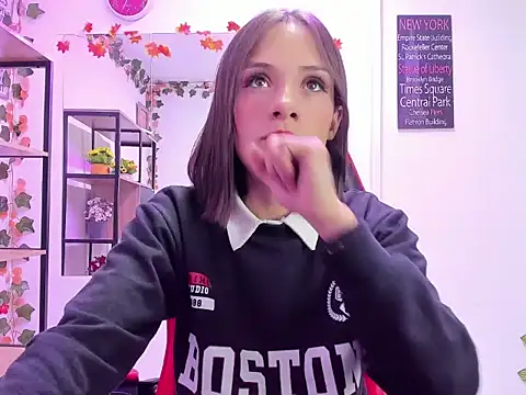 Tammy Thompson  online show from November 6, 2025, 12:28 pm