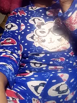 Snapshot of Night_Angel06 chatting on December 17, 2025, 3:40 pm Night Angel06 online show from December 17, 2025, 3:40 pm