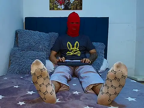 Warmteam777 online show from November 28, 2025, 2:03 am