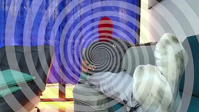 Warmteam777 online show from December 14, 2025, 6:56 pm