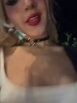 Snapshot of SweetBunnyGF chatting on September 21, 2025, 12:12 am SweetBunnyGF online show from September 21, 2025, 12:12 am