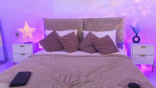 Snapshot of Jules_night chatting on February 19, 2026, 9:11 pm Jules night online show from February 19, 2026, 9:11 pm