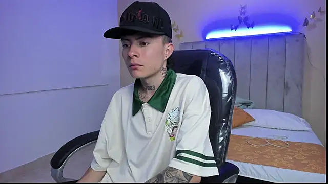 Snapshot of Nascary_Fox chatting on February 6, 2026, 7:50 pm Nascary Fox online show from February 6, 2026, 7:50 pm