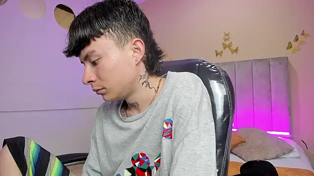 Snapshot of Nascary_Fox chatting on February 11, 2026, 7:30 pm Nascary Fox online show from February 11, 2026, 7:30 pm