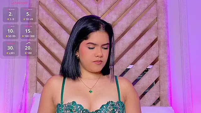 Snapshot of Martina-Roberts- chatting on January 19, 2026, 5:00 am Martina-Roberts- online show from January 19, 2026, 5:00 am